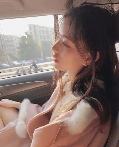 吃瓜网红头像女的,揭秘网红头像背后的魅力风采